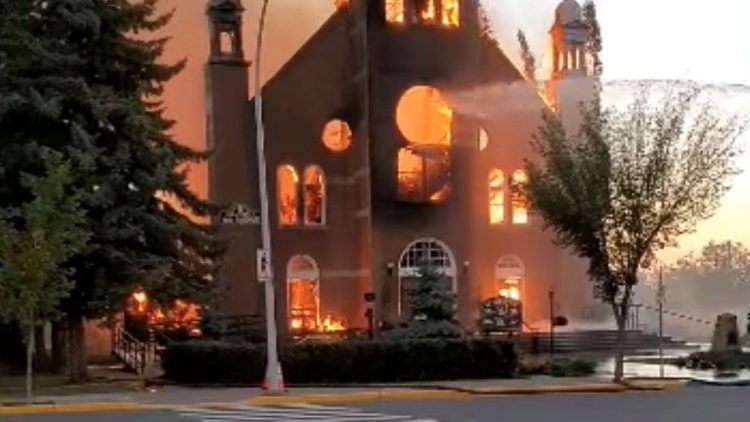 Chile. Condena de la Iglesia ante actos de violencia contra templos en Tirúa...